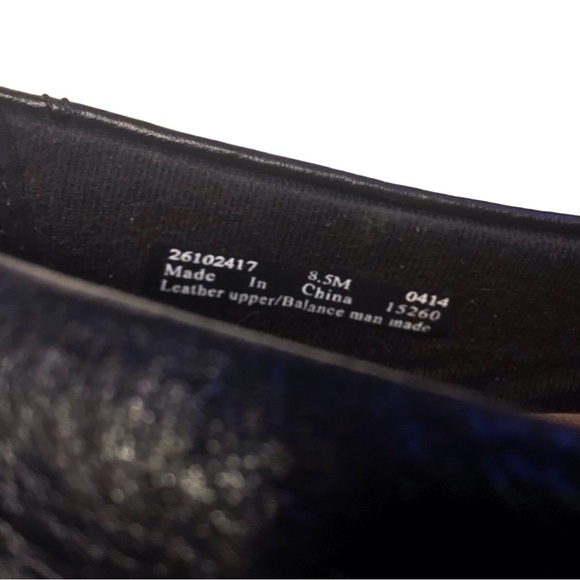 Clark’s Shoes Women’s Sz 8.5 Black Comfort Leather Loafers EUC - Picture 8 of 8